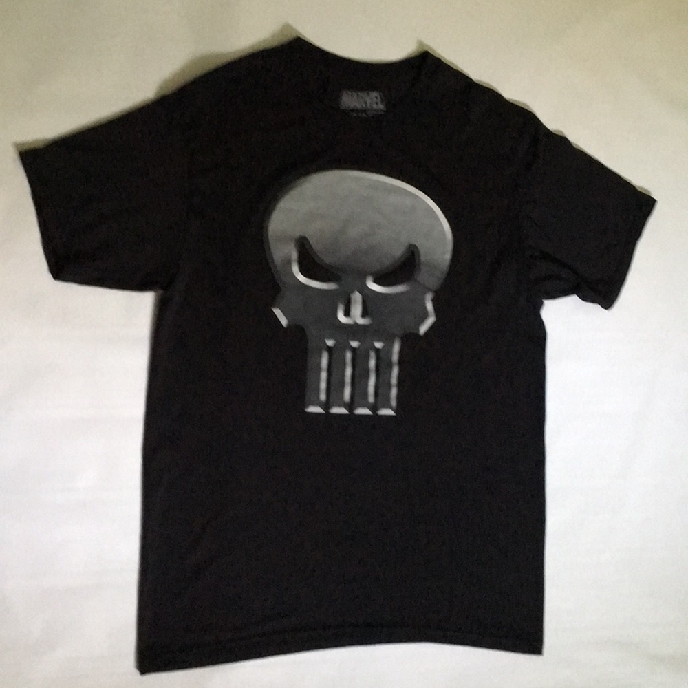 Marvel The Punisher t shirt size medium